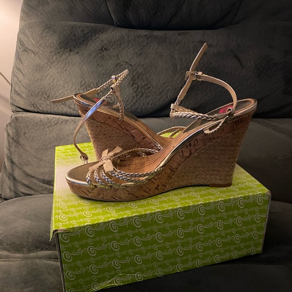 Wedge sandals - Picture 3 of 3